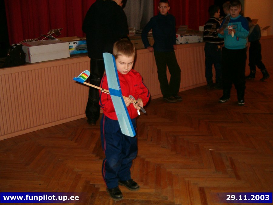 2003_1129_08.jpg