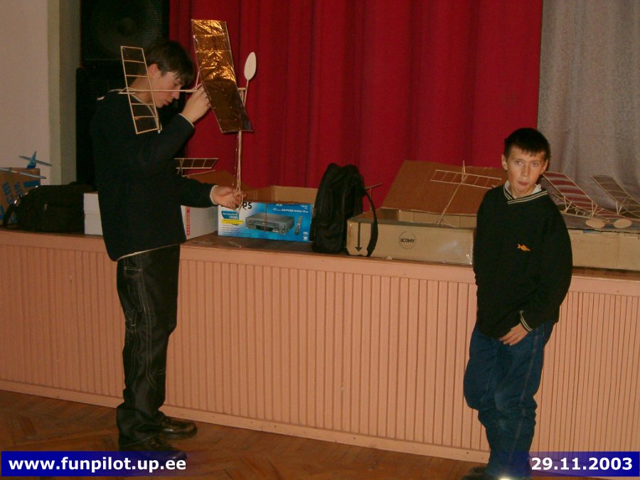 2003_1129_13.jpg