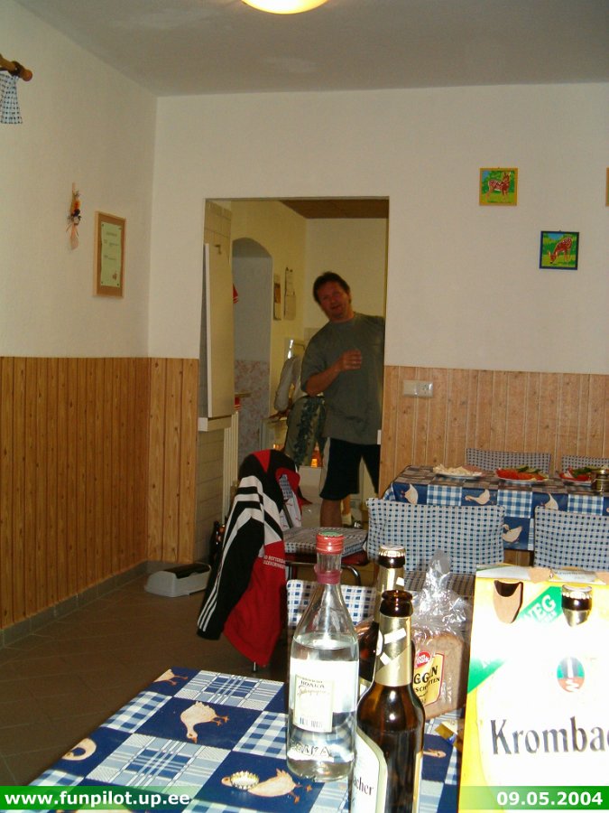 2004_0509_062.jpg