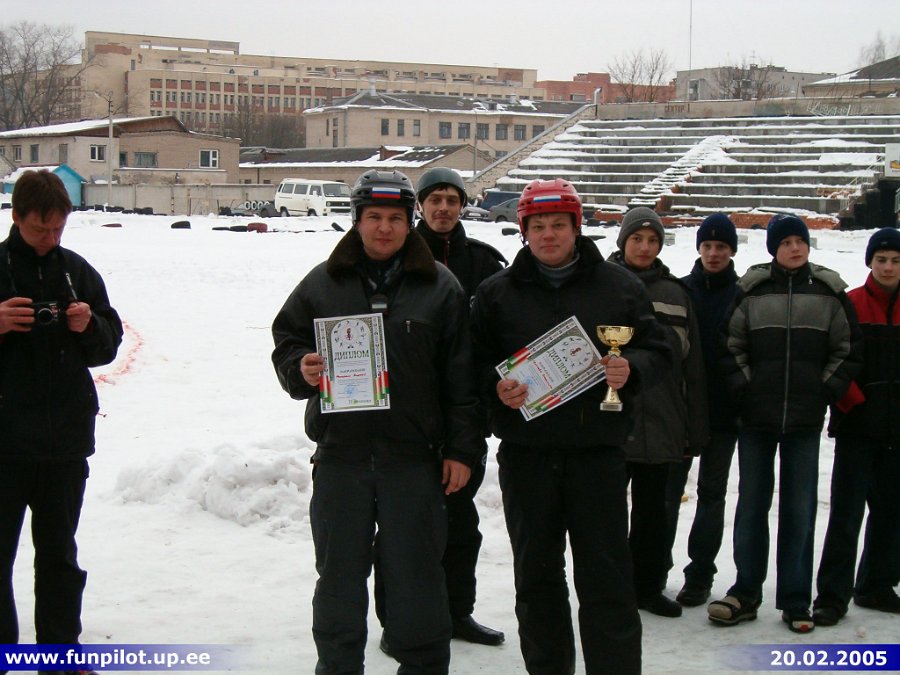 2005_0220_04.jpg