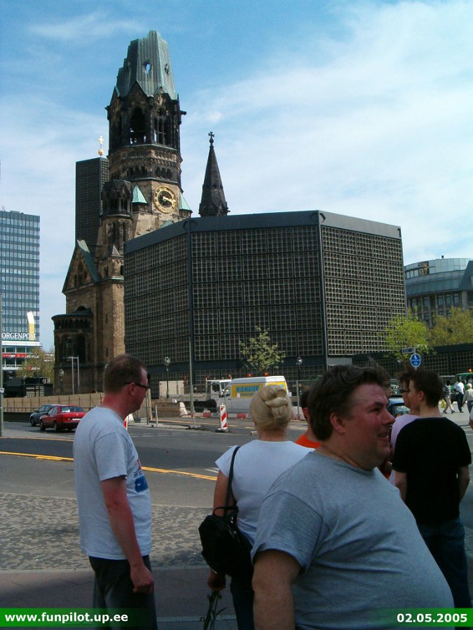 2005_0502_09.jpg