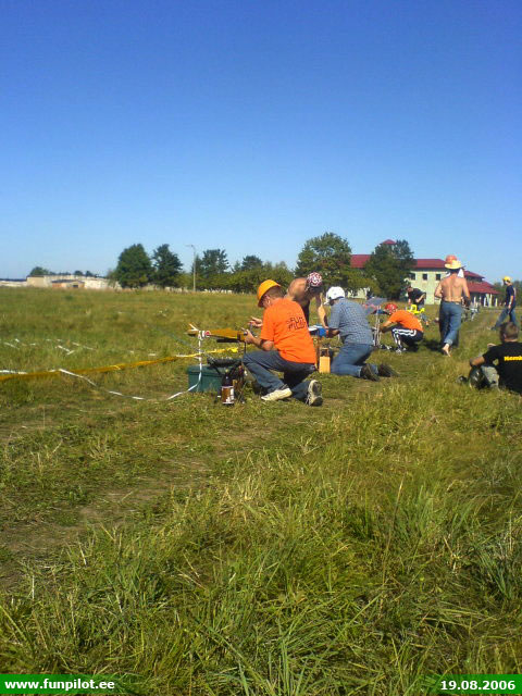 2006_0819_55v.jpg