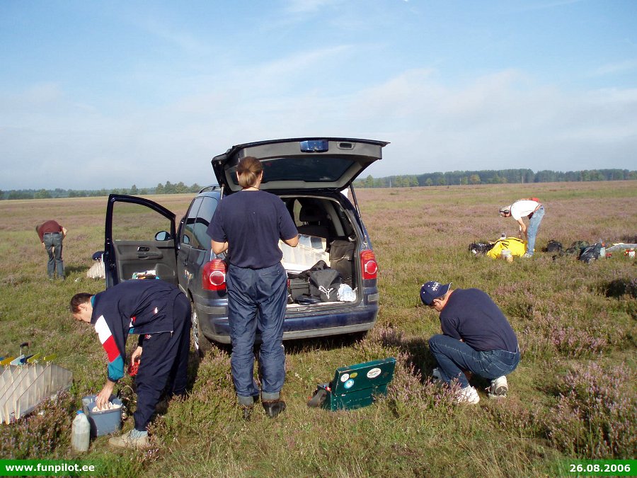 2006_0826_010.jpg