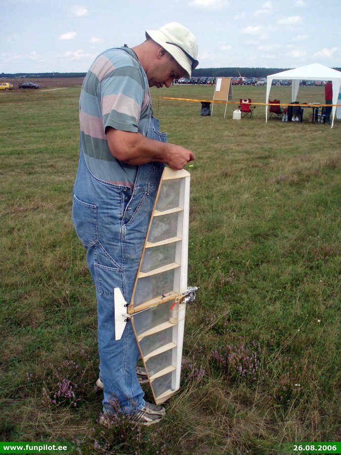 2006_0826_073.jpg