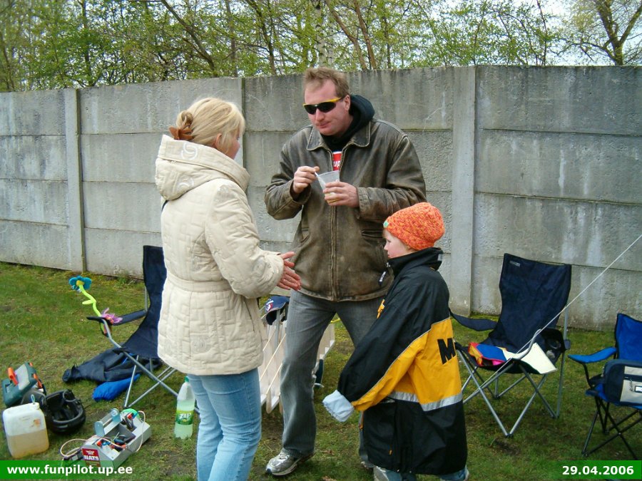 2006_0429_05.jpg