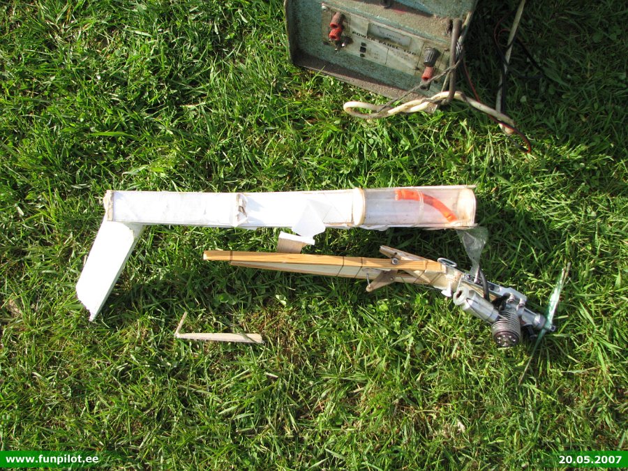 2007_0520_004.jpg
