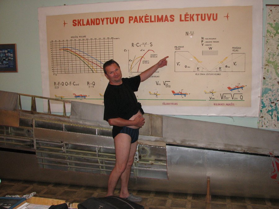 2009_0905_001.jpg